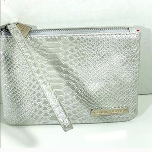 Rodan&Fields silver sparkle wristlet# nwots